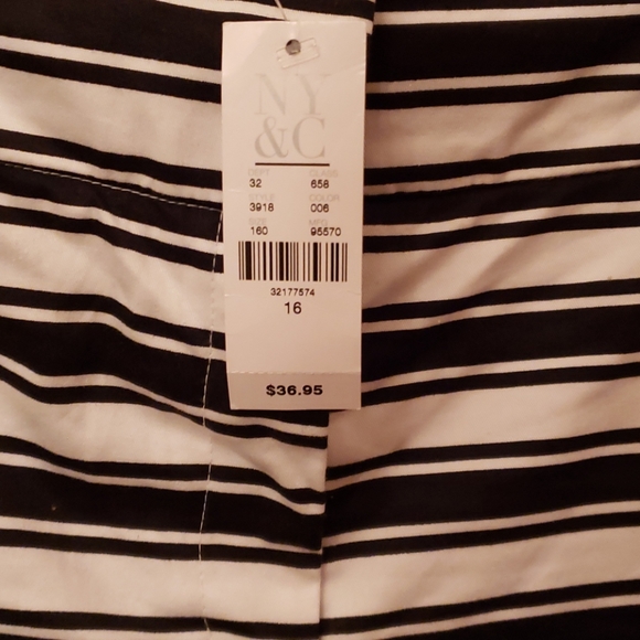 Cuffed Shorts - Picture 3 of 3